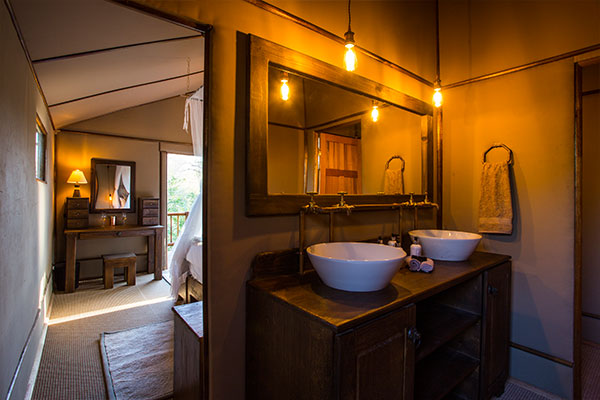 Vuyani Skyview Bathroom